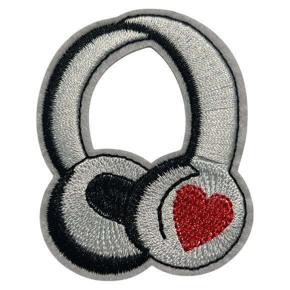White Headphones Iron On Patch - Picture 2 of 2